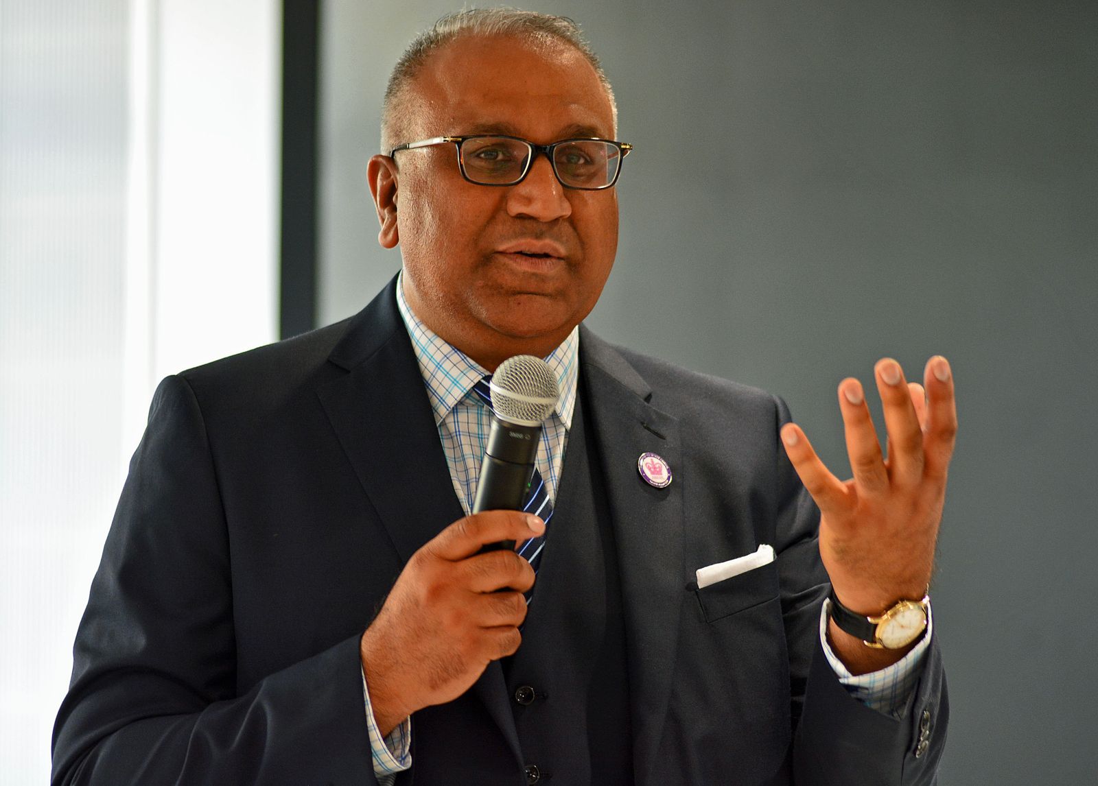 Safaraz Ali MBE speaking at a business event